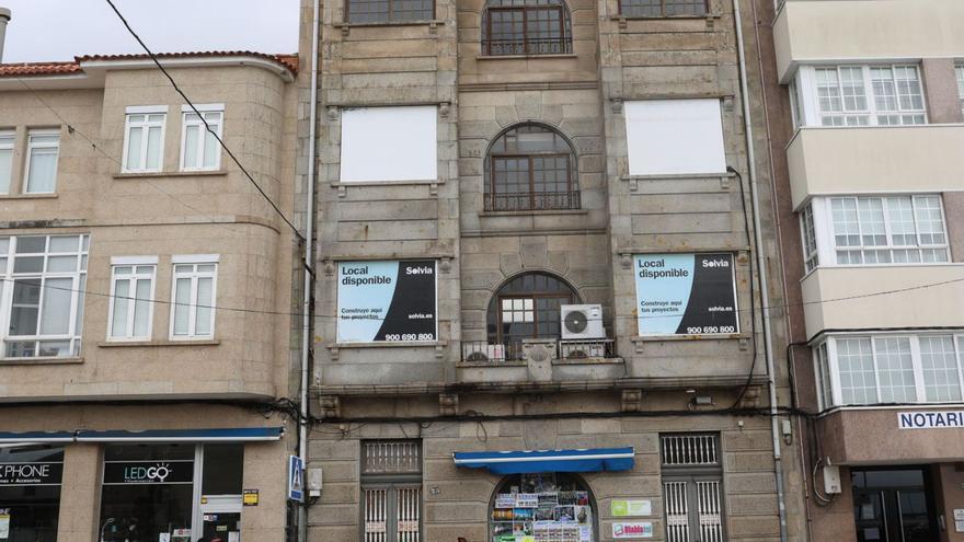 Edificio de Establecimientos Otero de la avenida de Galicia.