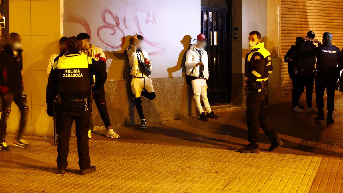 Dos detenidos por tratar de abusar de una chica en Zaragoza