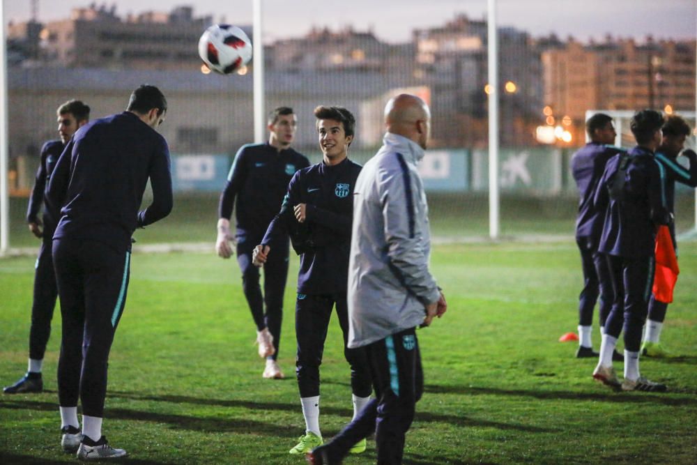 Entrenamiento del Barcelona B en Elche