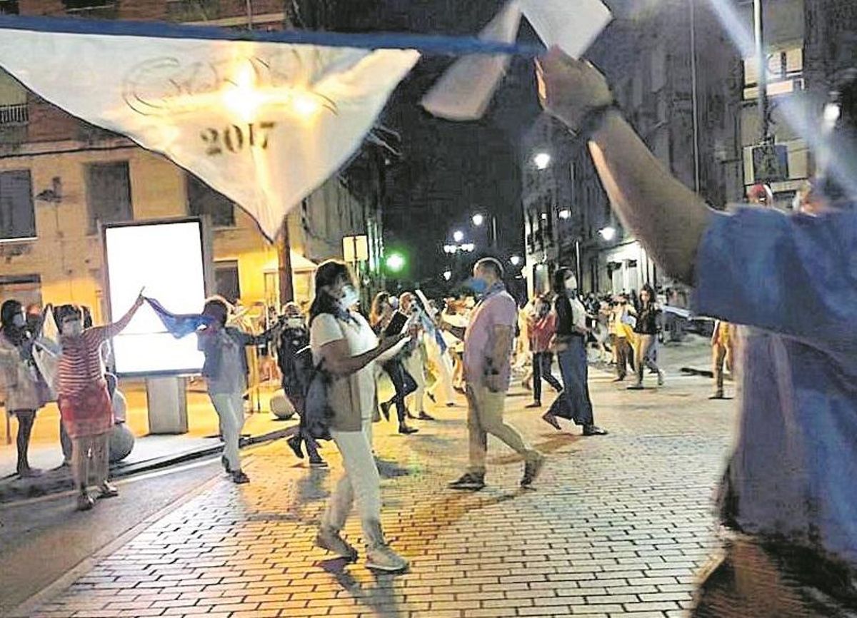 En el círculo, un momento de la danza prima. | I. G.