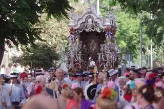 FOTOS | La Hermandad del Rocío de Málaga inicia el camino