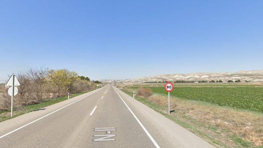 Herido grave el conductor de un turismo tras chocar con un camión en la N-2 en Osera de Ebro