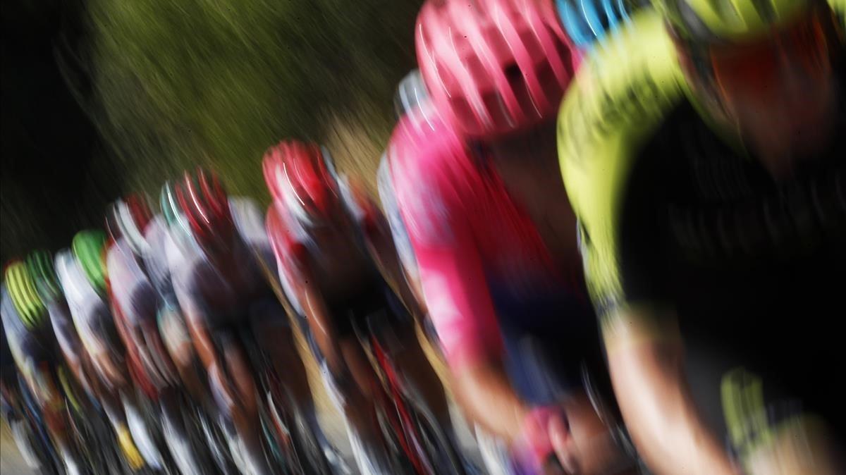 zentauroepp53121666 file   in this july 24 2019 file photo  riders pedal during 200414205501