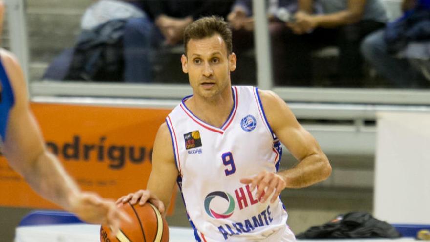 El HLA se exhibe ante el Oviedo (90-54)