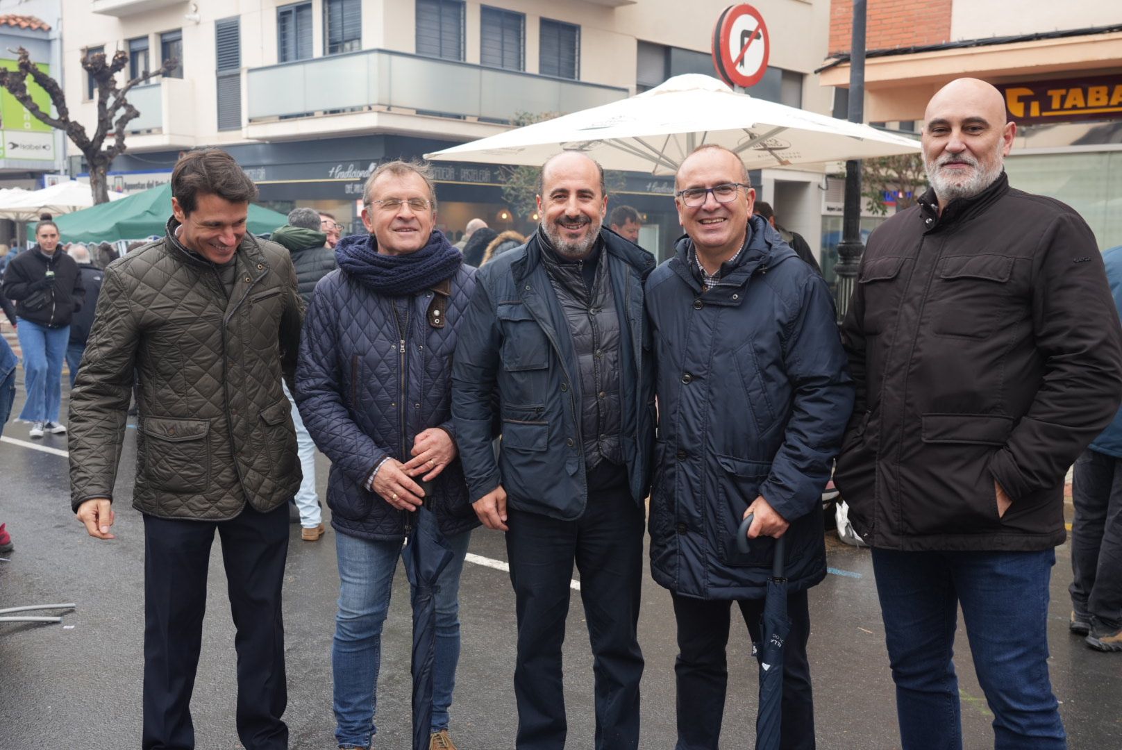 Lluvia en las paellas de Benicàssim