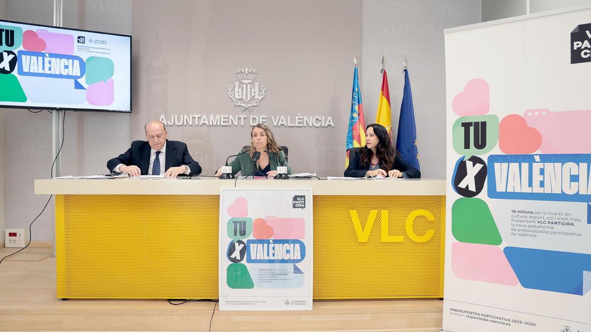 La regidora Julia Climent durant la presentació dels projectes guanyadors