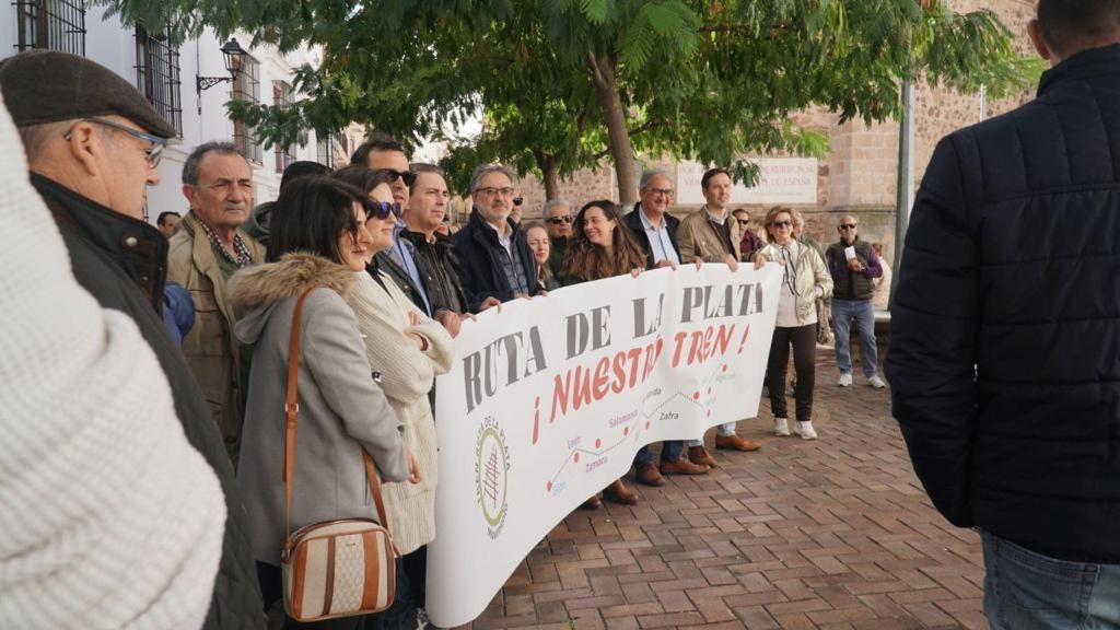 GALERÍA | Así han sido las protestas por el tren Ruta de la Plata en diferentes localidades extremeñas