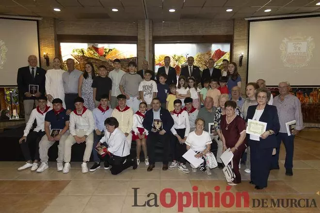 Presentación de la revista 'El Caballista' y misa ofrenda del Bando de los Caballos del Vino, en imágenes