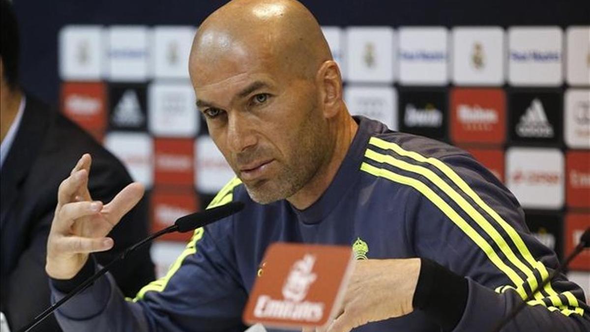 Zidane compare ante los medios de comunicación