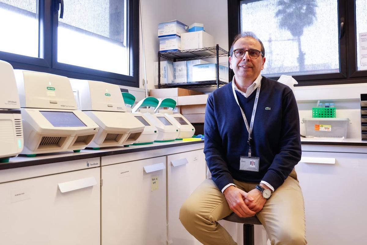 El catedrático e investigador Manuel Tena Sempere.