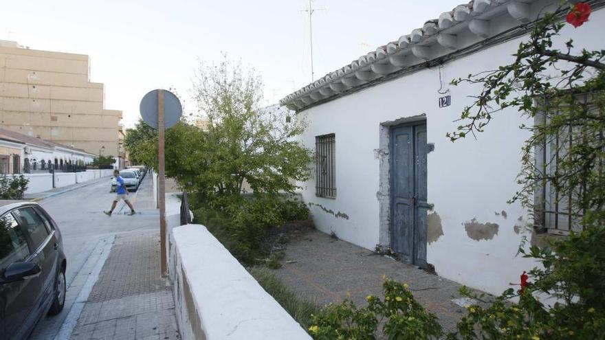 Una de las populares viviendas del Barrio Obrero del Port.