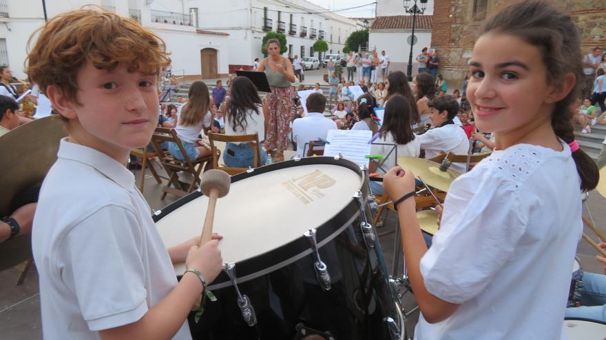 Intercambio musical con las bandas infantiles de Monesterio, Cabeza la Vaca y Llerena