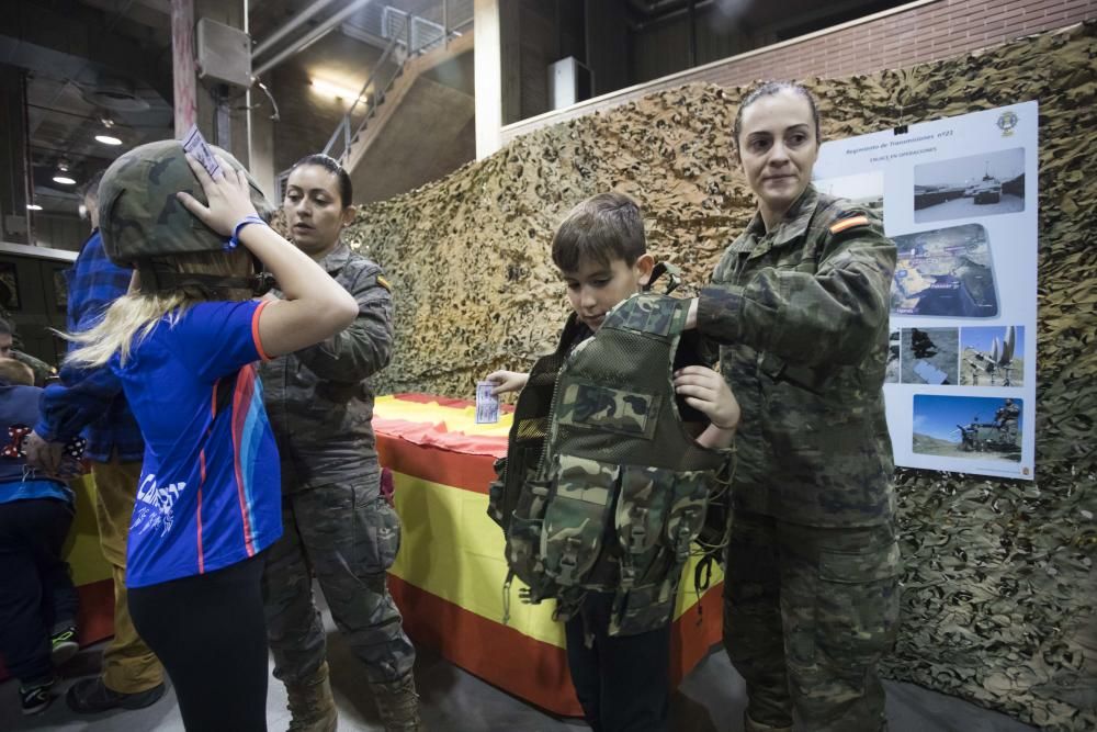 Cientos de niños y niñas disfrutan de Expojove 2019