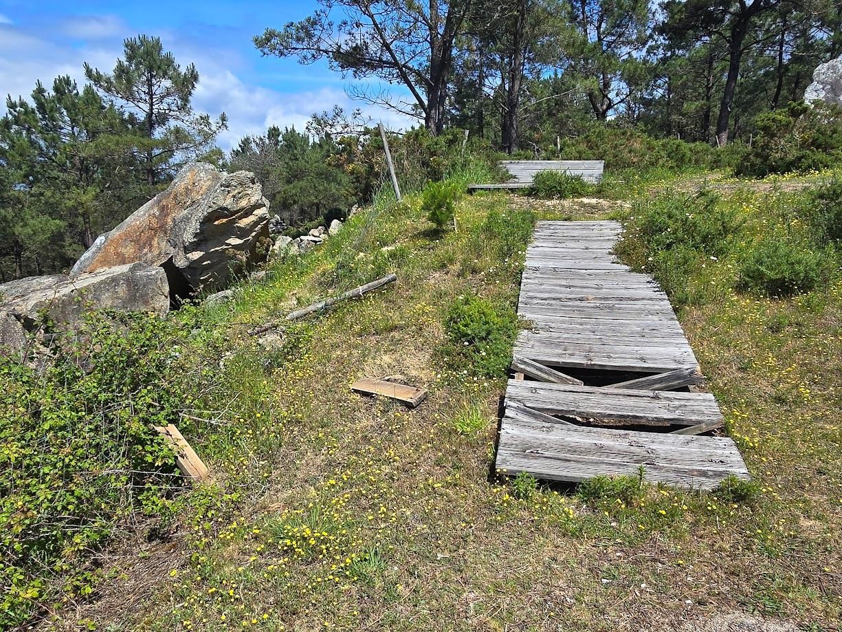 Aspecto que presenta el mirador de Con da Hedra, en San Vicente de O Grove.