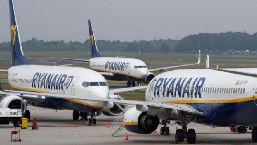 Ryanair aplica su nueva política de equipaje a bordo