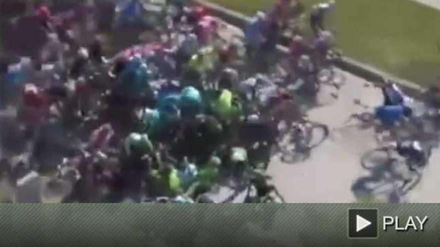 El ciclista Malori, en coma inducido tras una grave caída