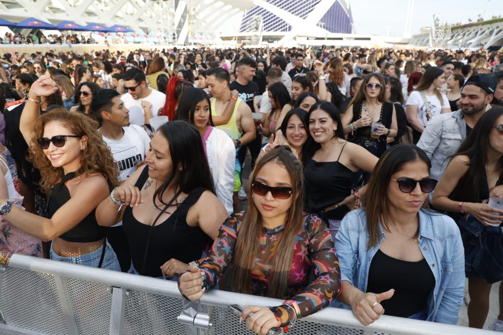 Así se vive el reggaetón en la Ciutat de les Arts