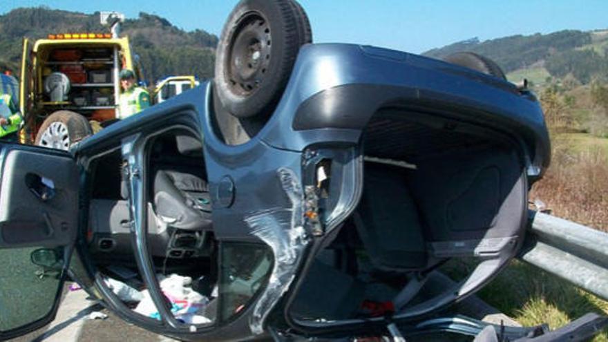 El coche accidentado.