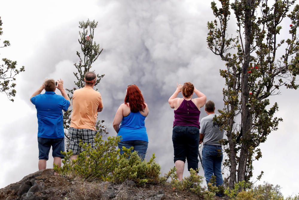 El volcán hawaiano Kilauea entra en erupción