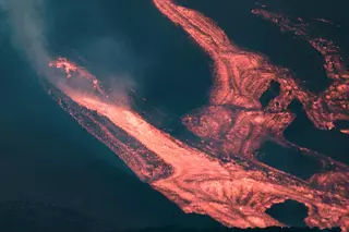 La colada del volcán de La Palma afecta ya a 946 hectáreas y 2.532 edificaciones