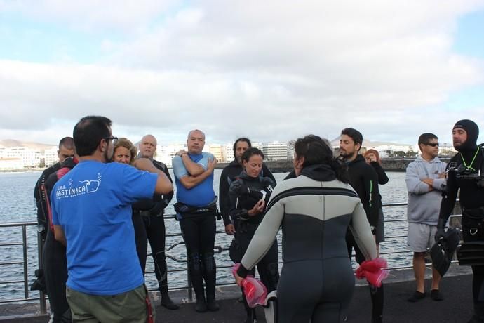 Limpieza del fondo marino de Arrecife