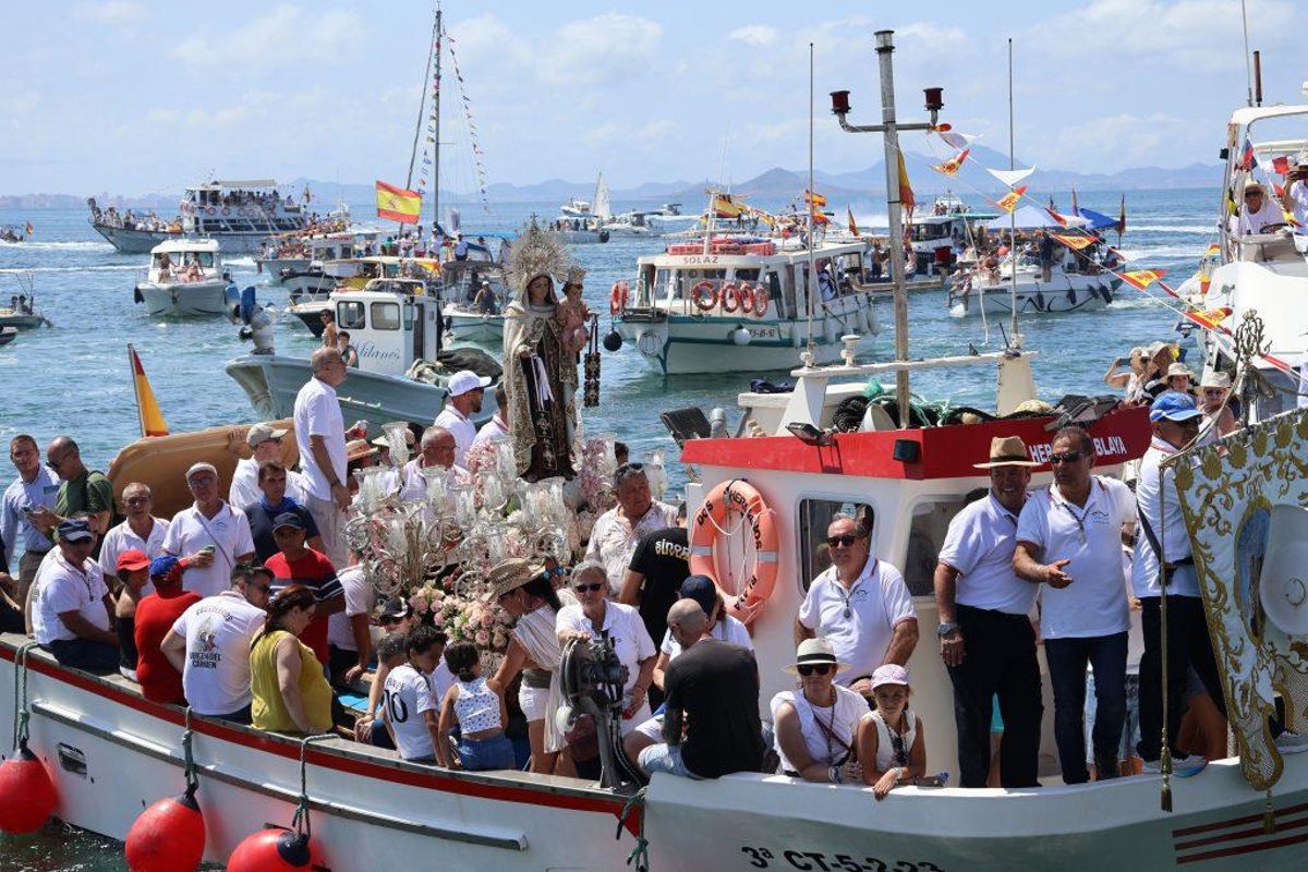 La Virgen del Carmen de San Pedro del Pinatar en el Dos Hermanos Blaya.