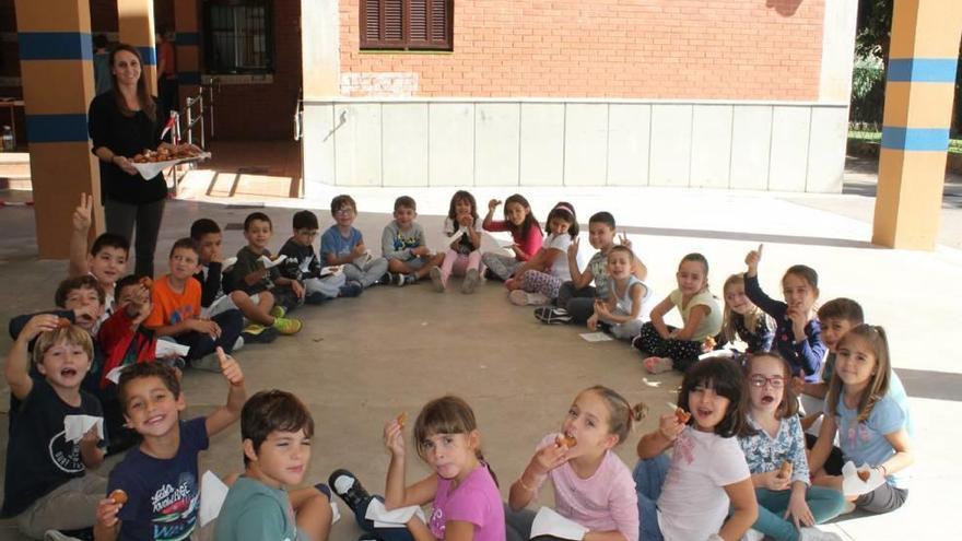 El colegio Jaume I celebra una &#039;bunyolada&#039;