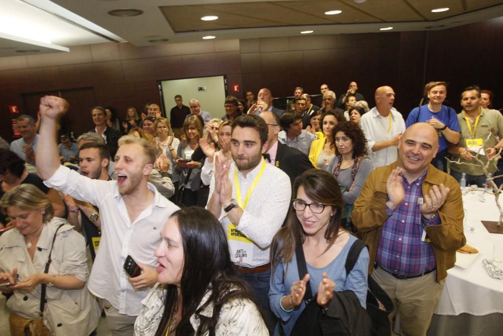 Marta Madrenas celebra la victòria a les eleccions municipals a Girona