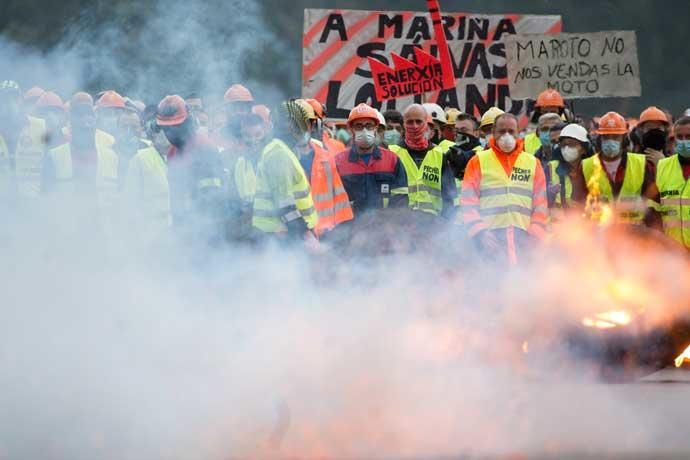 Protestas contra los despidos en Alcoa San Cibrao