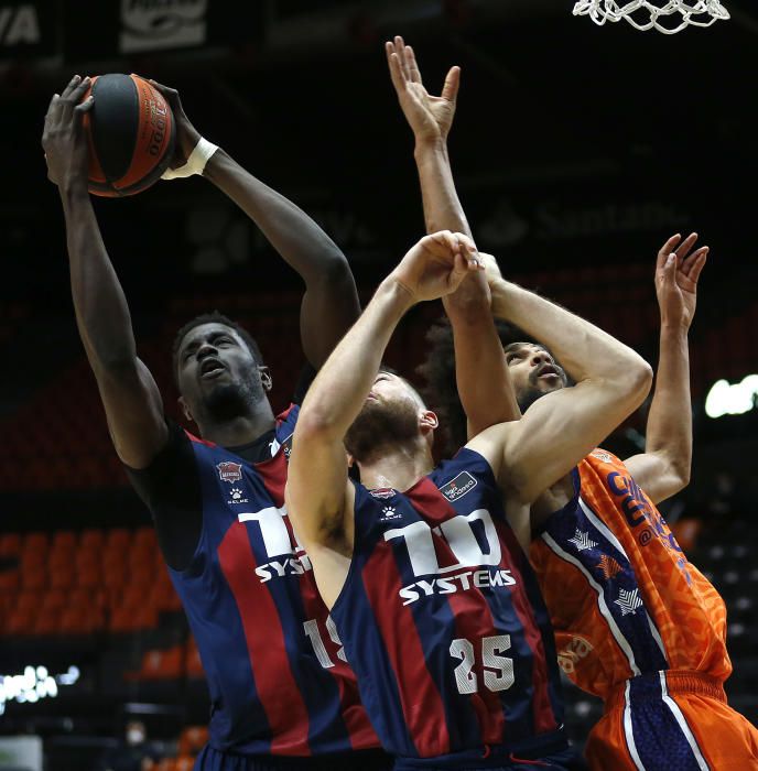 Valencia Basket Club - TD Systems Baskonia