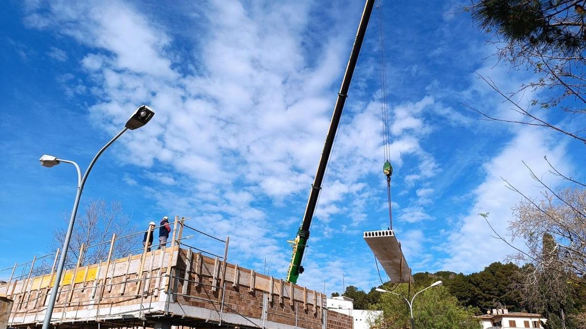 Las obras se realizan en el colegio colindante
