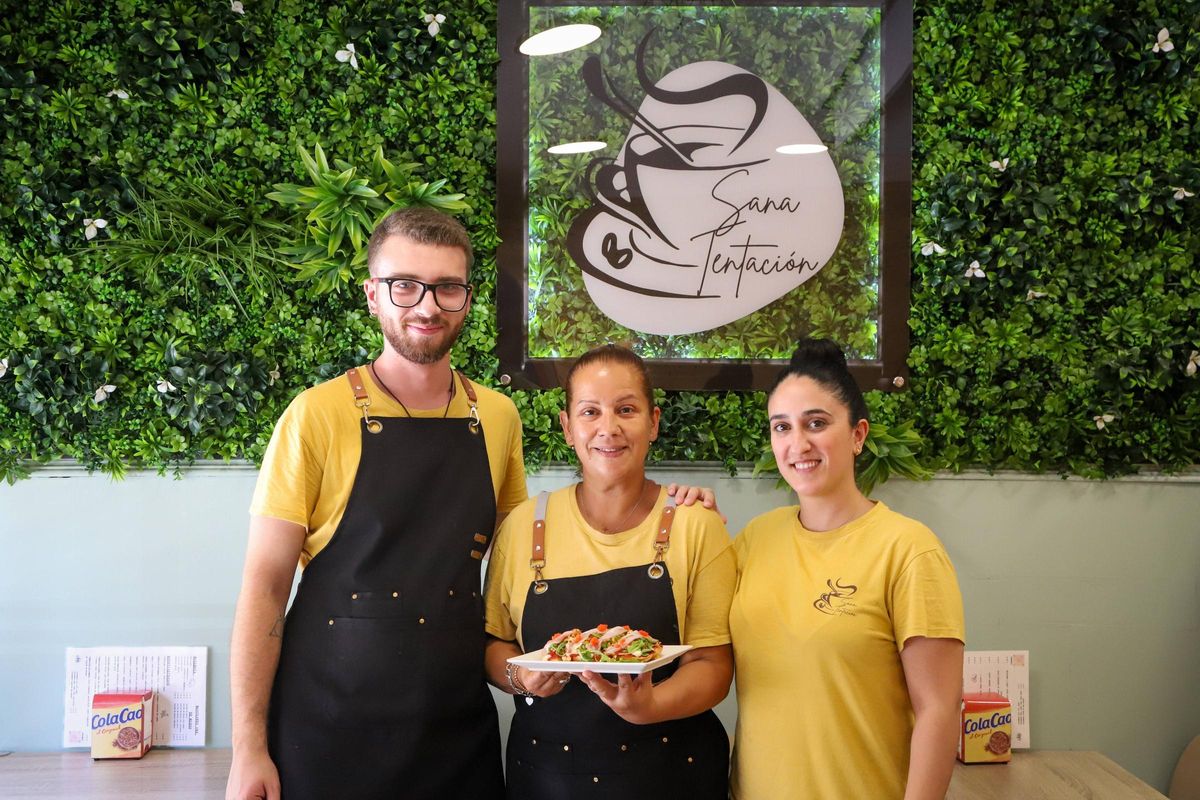 El equipo de San Tentación Valdepasillas muestra su propuesta para el Concurso de Desayunos.