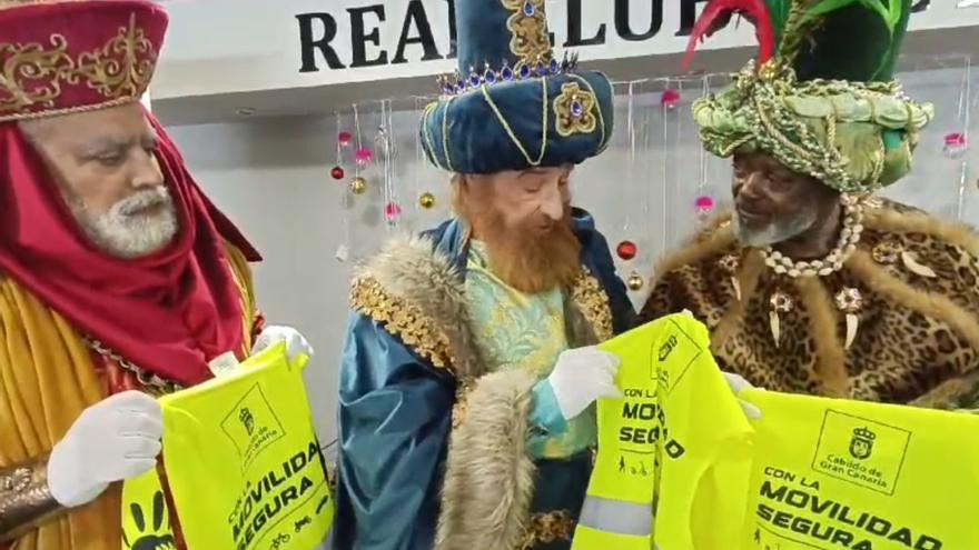 Los Reyes Magos, con la seguridad vial en Gran Canaria