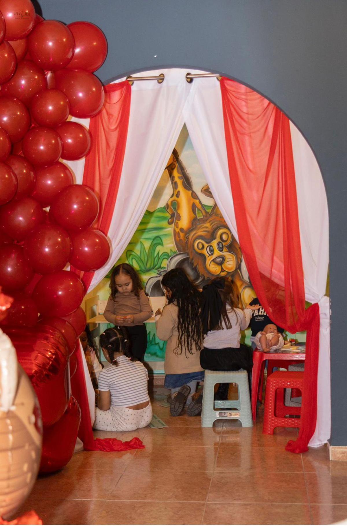 Eröffnung der "Luxury Lounge": So sieht es mittlerweile in der "Goodbye Deutschland"-Faneteria in Cala Millor aus