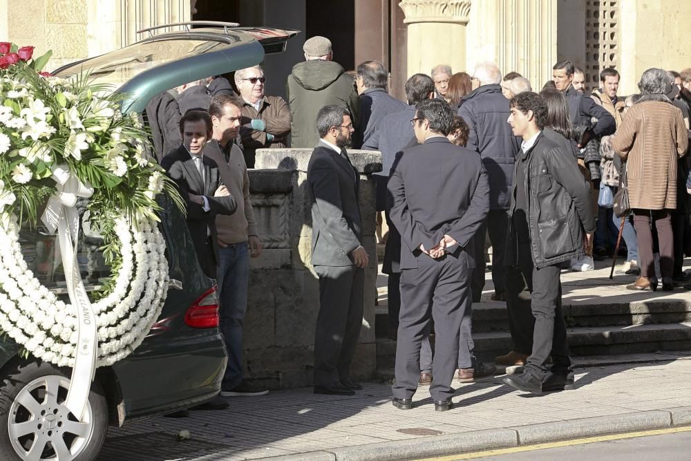 Funeral por Juan Fombona, el joven atropellado en Somió