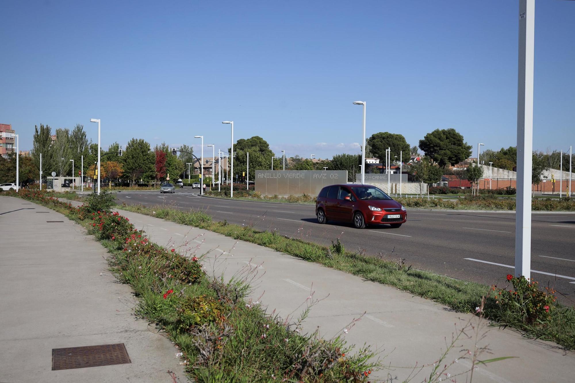 En imágenes | Recorrido por la avenida Manuel Rodríguez Ayuso de Zaragoza