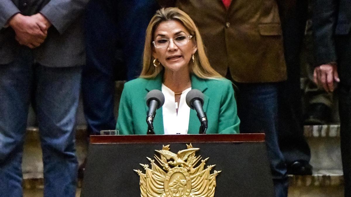 La expresidenta de Bolivia Jeanine Áñez es sentenciada a 10 años de prisión - Levante-EMV