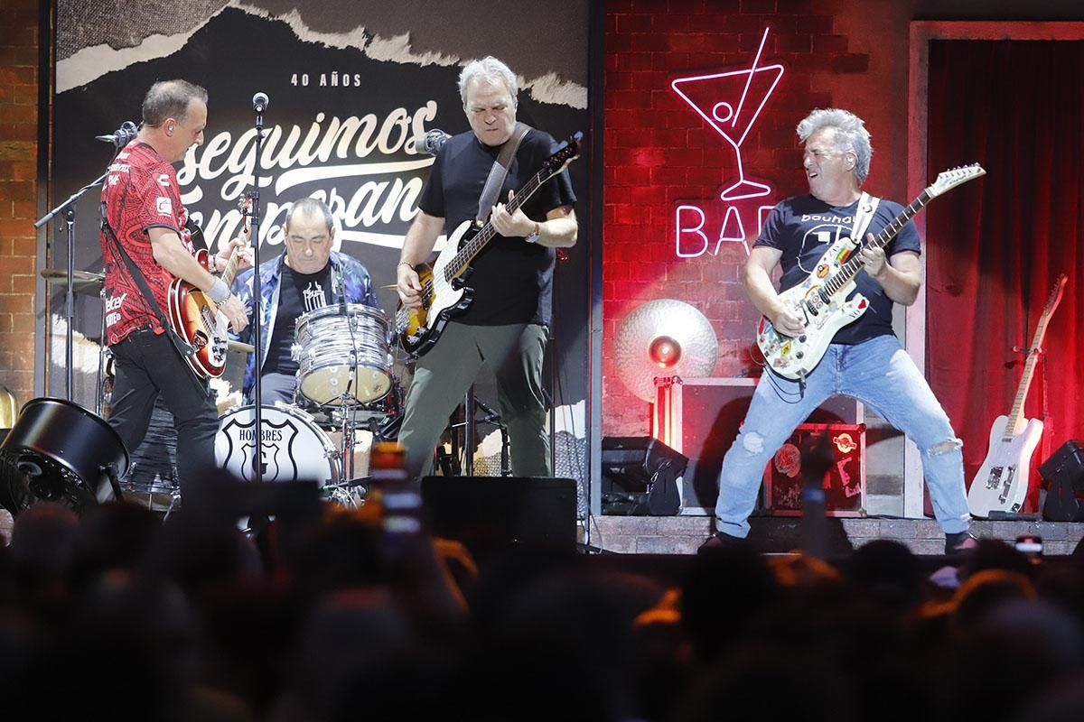 Hombres G enloquecen al público de Los Califas