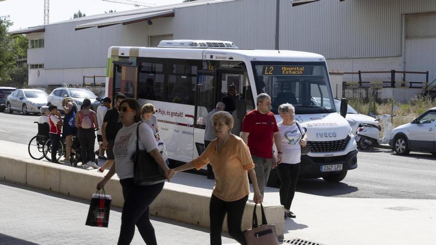 El PSPV de Ontinyent denuncia la reducción de frecuencias del autobús urbano al hospital