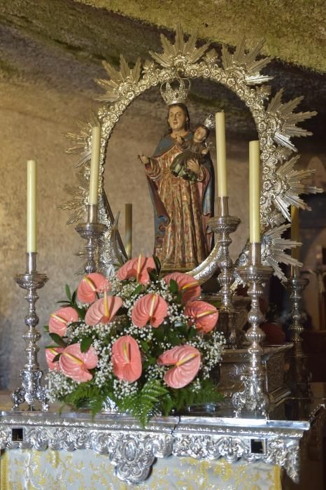 Bajada de la Virgen de la Cuevita desde la ...