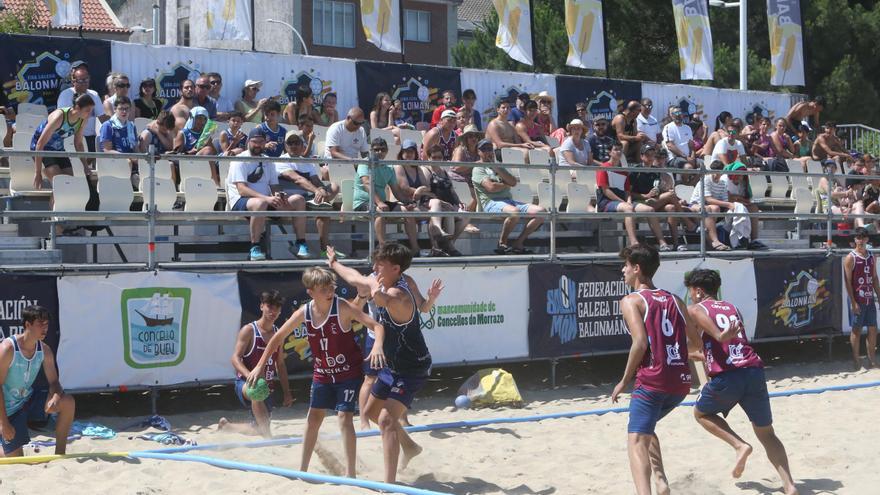 El PP denuncia la supresión del balonmano playa de Bueu, una de las grandes citas estivales