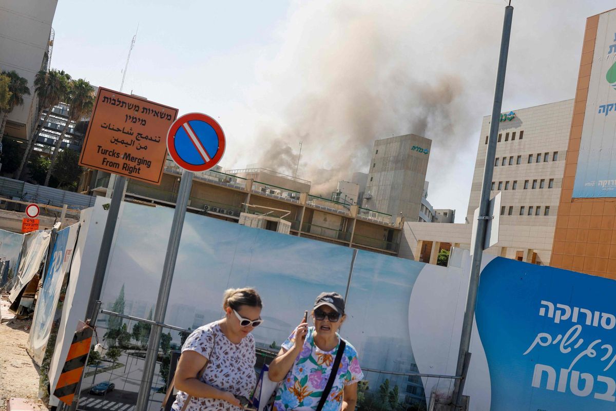 Un misil iraní impacta contra el hospital de Soroka en el sur de Israel