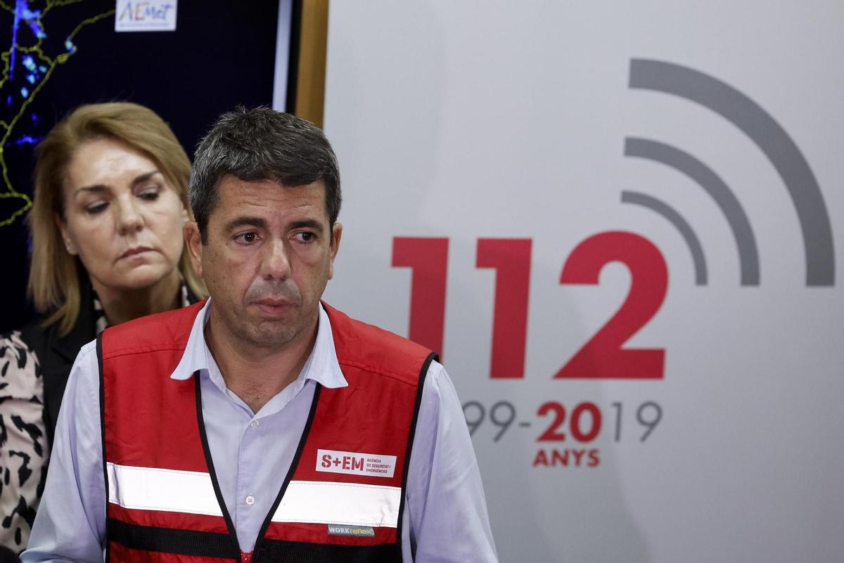 El president Carlos Mazón, en una comparecencia en el Cecopi el 30 de octubre.