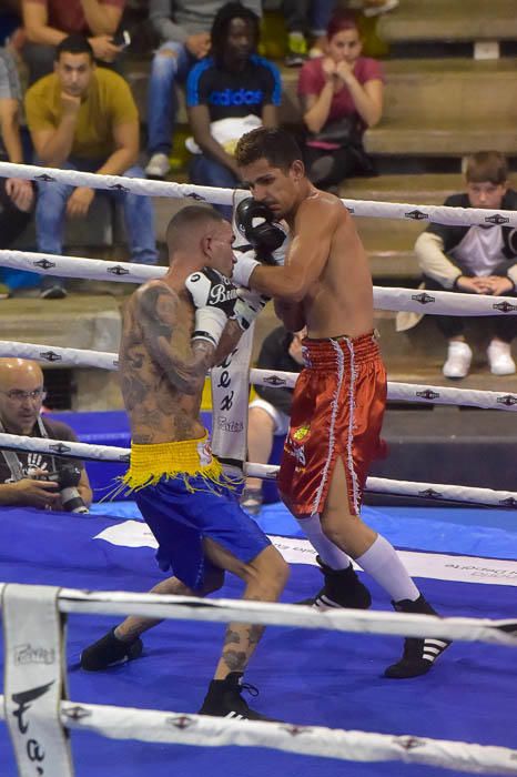 Velada de boxeo en La Gallera