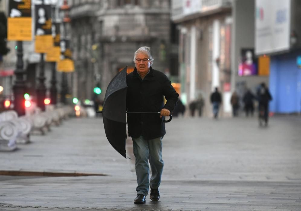 Por fin llega la ansiada lluvia. Meteogalicia vaticina que en tres días se recgerán más de 50 litros en A Coruña.