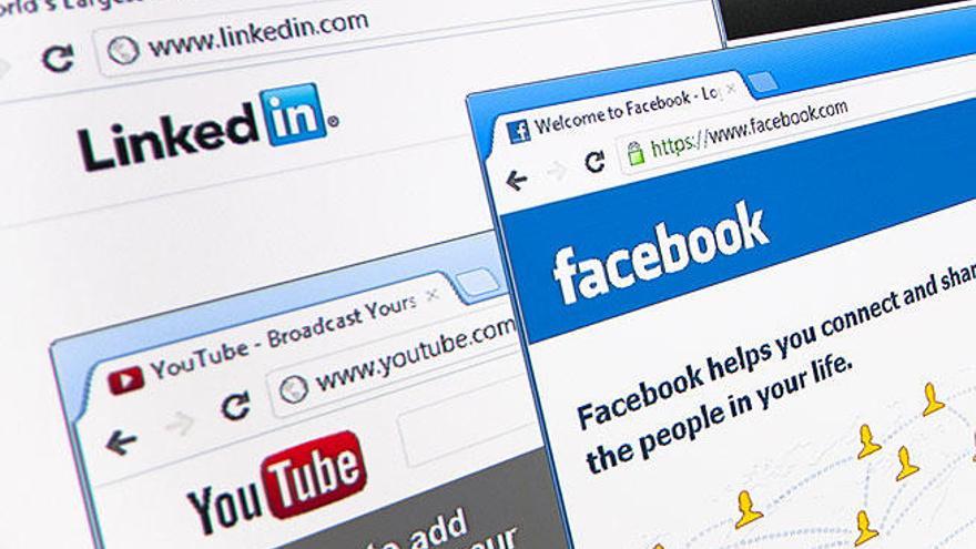 Facebook planea crear una red para competir con LinkedIn