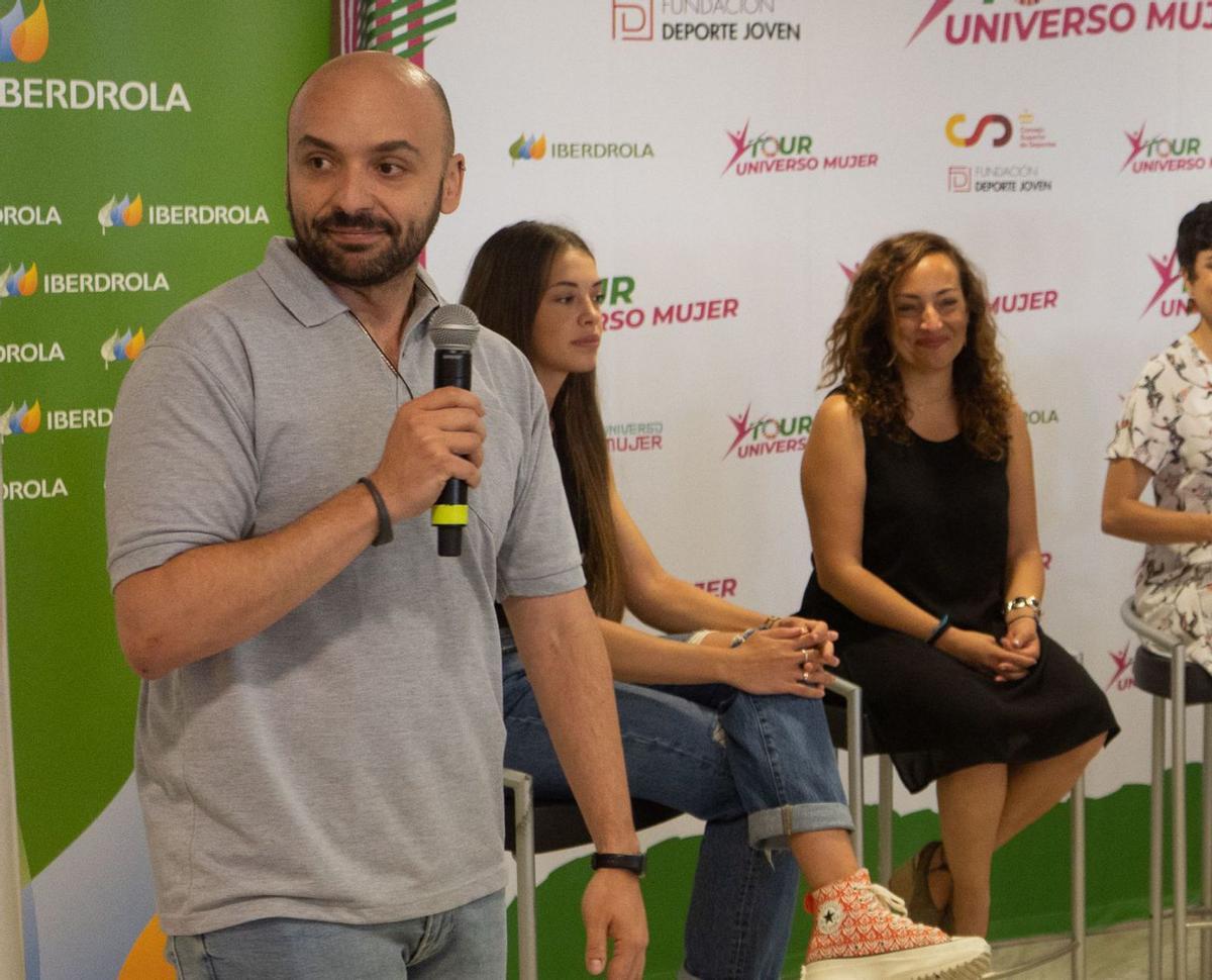 Manuel Alesander Alonso, en el Foro Universo Mujer | J. L. F.
