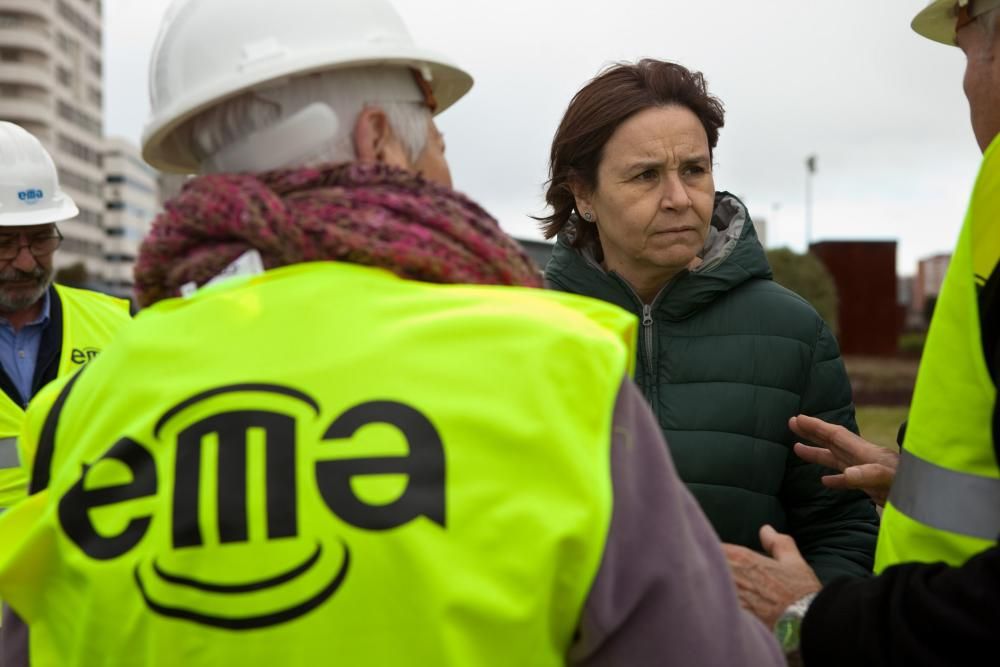 Visita de la alcaldesa al pozo de tormentas de la EMA en Poniente