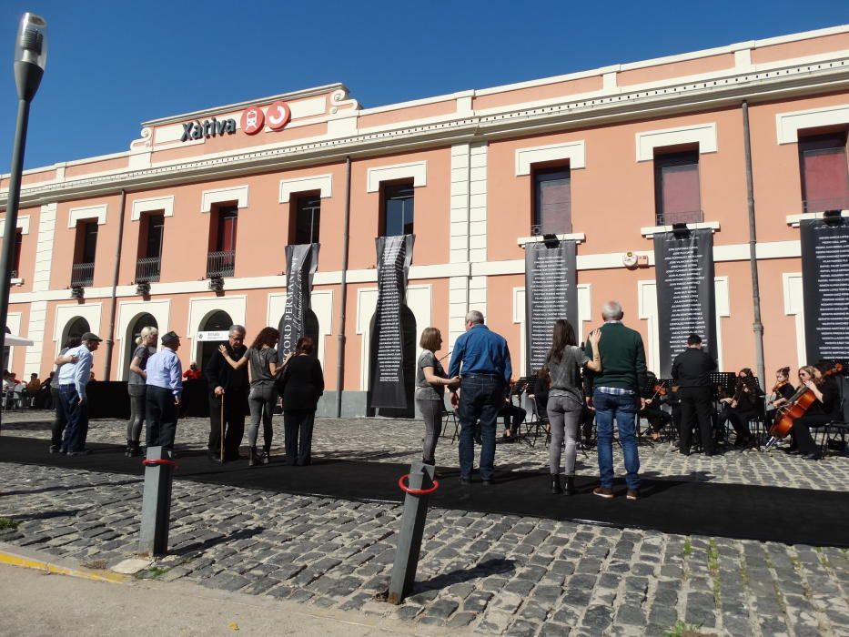 Homenaje a las víctimas del bombardeo franquista en Xàtiva