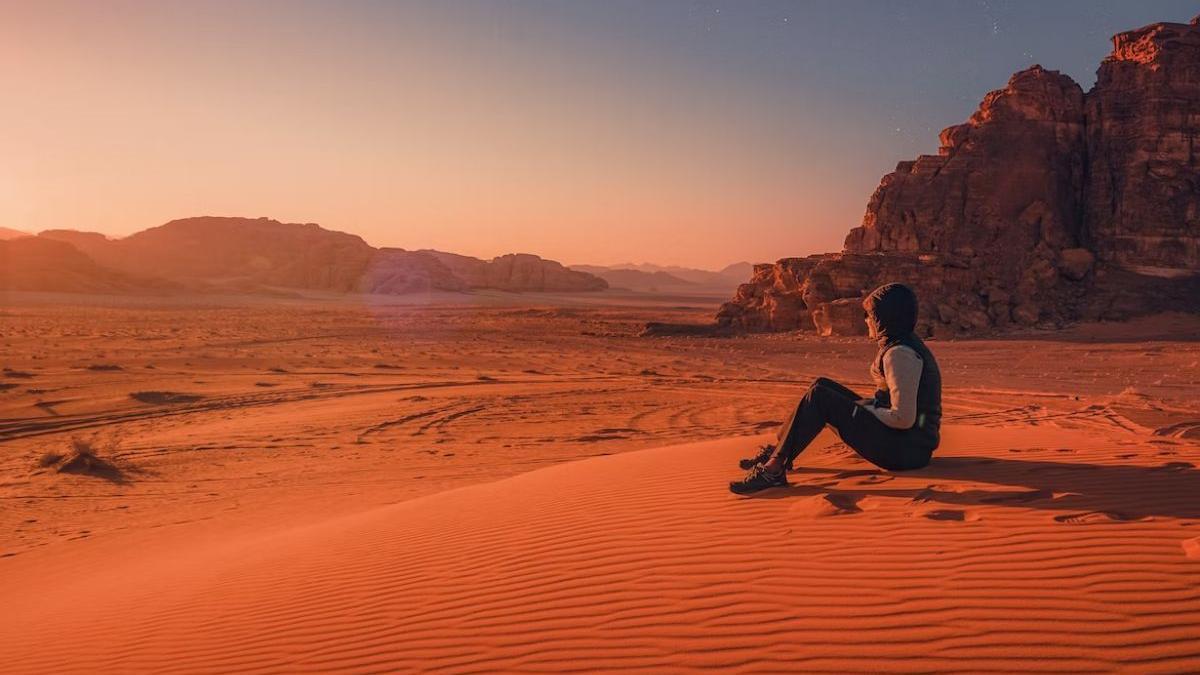 El desierto de Wadi Rum, en Jordania, muestra un paisaje similar al de Marte. ¿La producción de oxígeno hará que algún día podamos vivir en el planeta rojo?